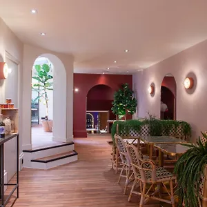 Mercure Pigalle Sacre Coeur מלון
